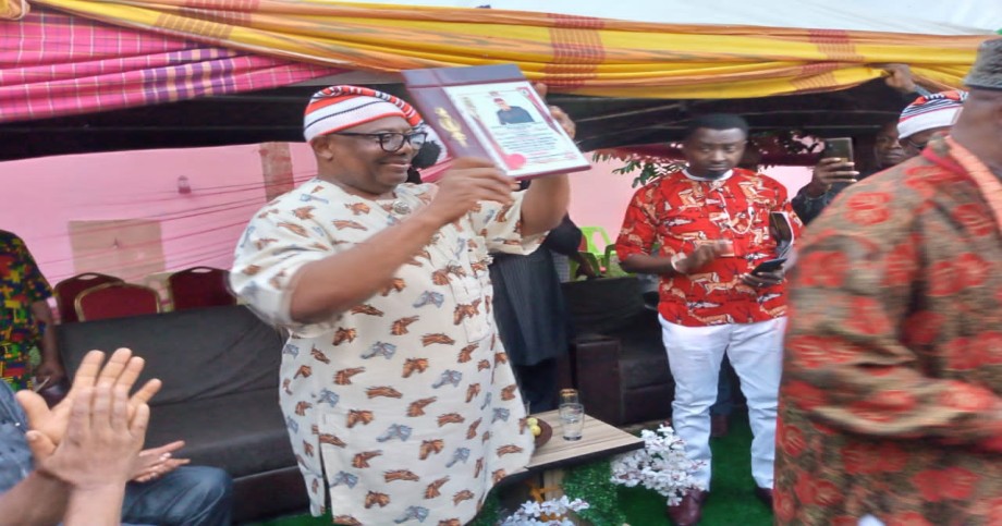 Royal Excellence Award conferred on Col Austin Akobundu