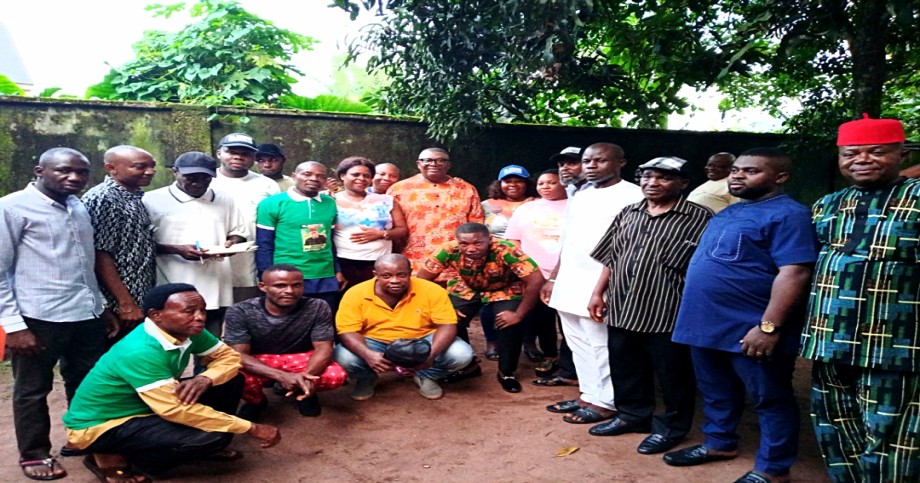 AMUZUKWU COMMUNITY IN IBEKU, UMUAHIA NORTH ENDORSES AKOBUNDU, SAYS NO OTHER CANDIDATE IS ACCEPTABLE TO THEM